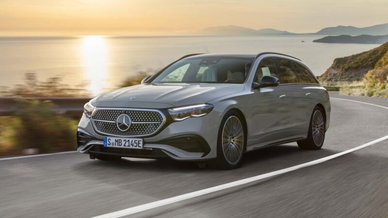 MERCEDES E 8