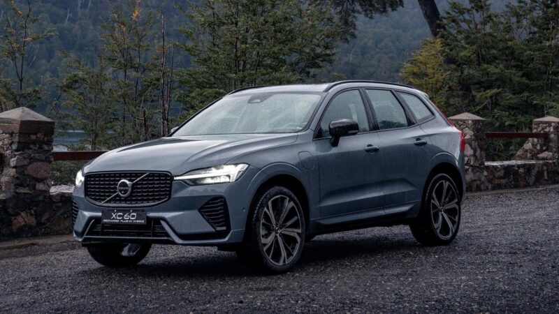 VOLVO XC 60 2